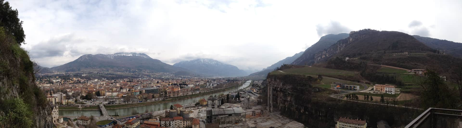 Yes, an Italian Town Cages Its Most Foolish “Politician” and Dunks Them in a River