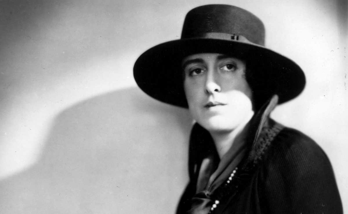 In 1929, Virginia Woolf Stood Up at Cambridge and Said What No One Had Said Before